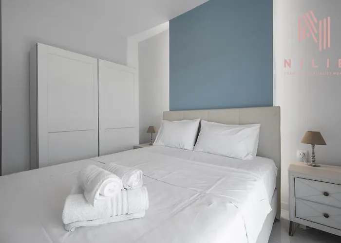 Penthouse Level 7, Nilie Hospitality Mgmt